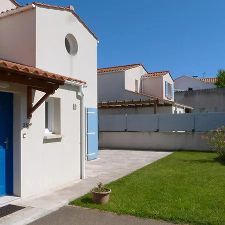 Maison Moderne A La Tranche-sur-mer, 6 Pers, Terrasse, Jardin - Fr-1-194-339 La Tranche-sur-Mer