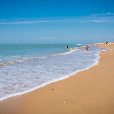 Vakantiehuis Maison Moderne A La Tranche-sur-mer, 6 Pers, Terrasse, Jardin - Fr-1-194-339