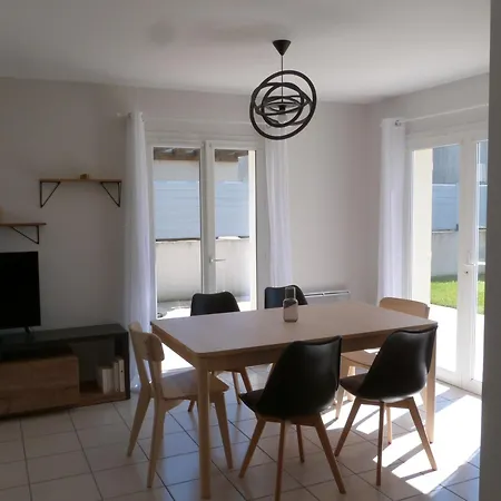 Maison Moderne A La Tranche-sur-mer, 6 Pers, Terrasse, Jardin - Fr-1-194-339 *