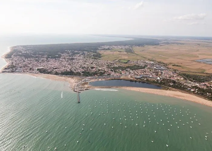 Maison Moderne A La Tranche-sur-mer, 6 Pers, Terrasse, Jardin - Fr-1-194-339 *