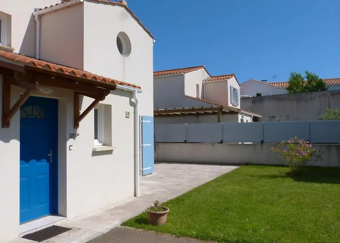 Maison Moderne A La Tranche-sur-mer, 6 Pers, Terrasse, Jardin - Fr-1-194-339 La Tranche-sur-Mer